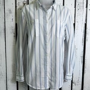 St John's Bay White Blue Button Up Shirt Women Large Classic Closet Staple Retro